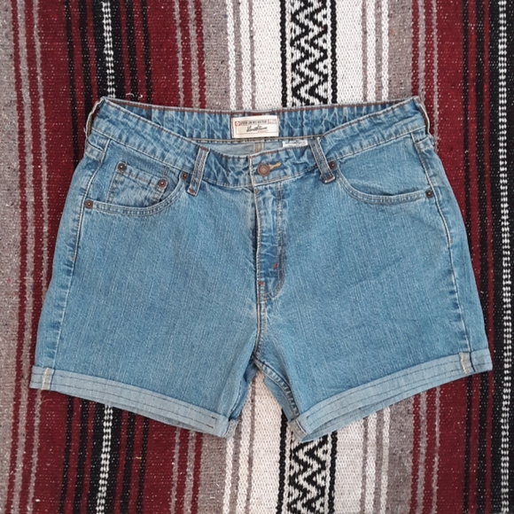 Levi's Pants - Vintage levi shorts
